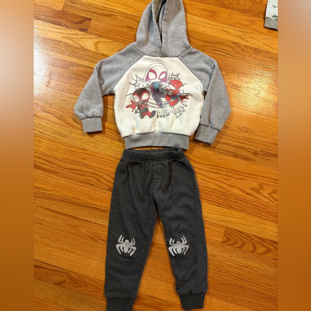 Marvel Spider-Themed Hoodie and Joggers Set - Gray and Dark Gray